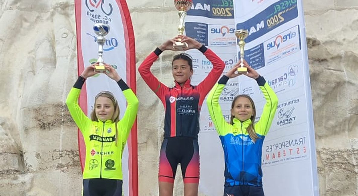 Martina Santos sube al podio en la categoría alevín del Memorial Saronni de Segovia