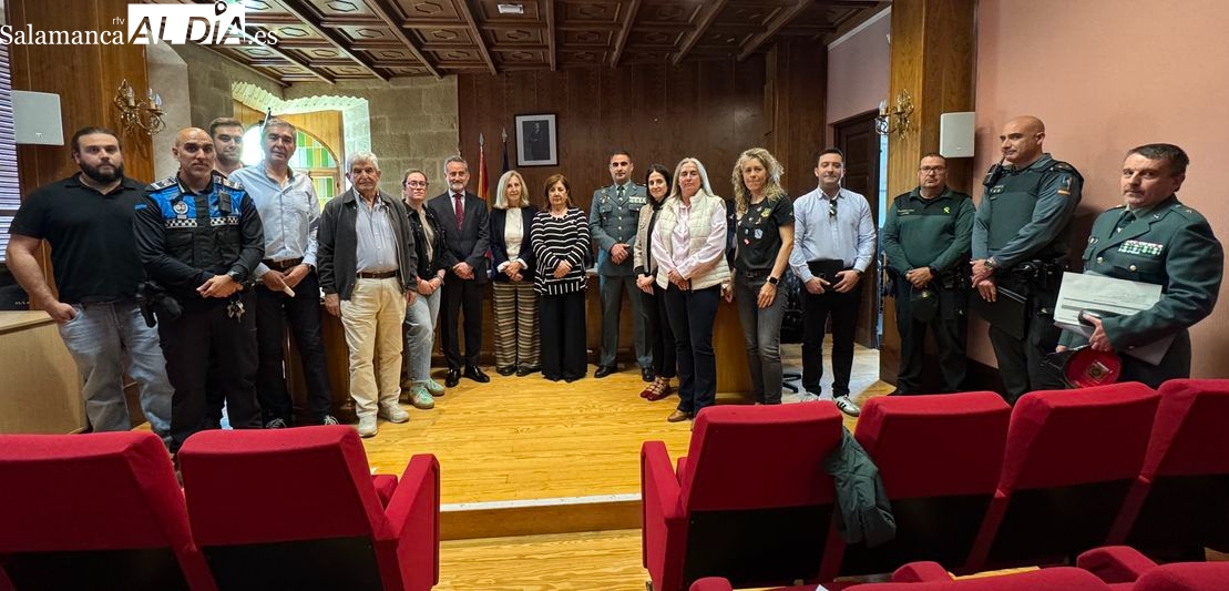 Seguridad reforzada en Alba de Tormes para la histórica exposición del cuerpo de Santa Teresa  
