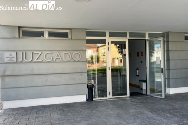 A disposición judicial los cinco detenidos como presuntos autores de un supuesto delito de hurto en un supermercado de Peñaranda