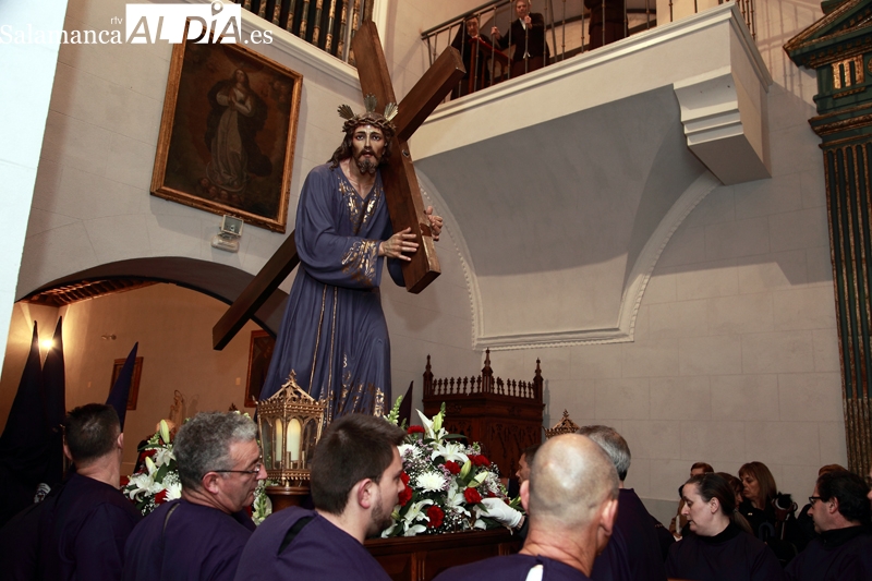 La procesión de Jesús Nazareno y Ecce Homo acorta su recorrido por la lluvia