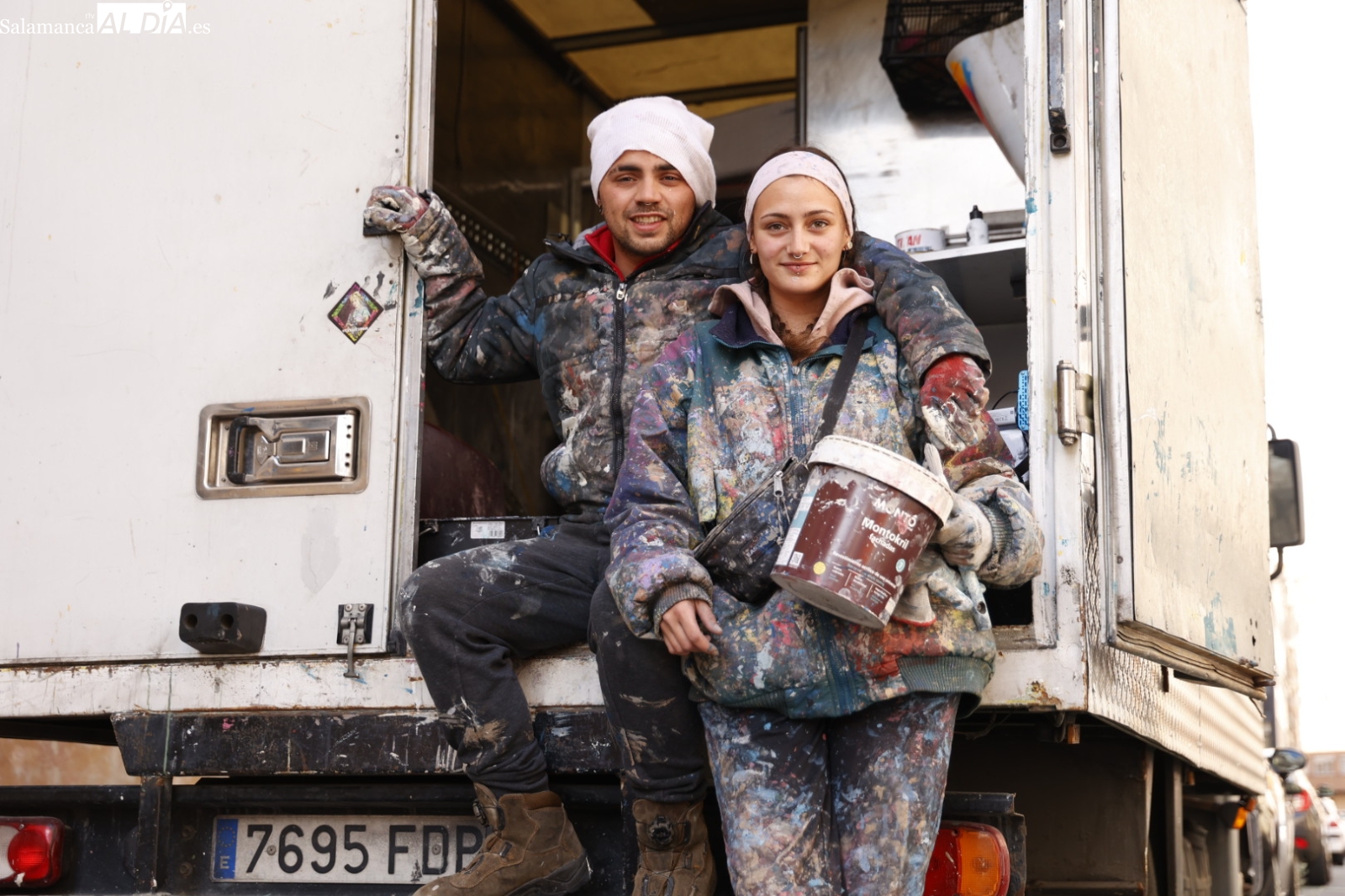 El famoso Sfhir comienza su mural en la Plaza del Oeste (FOTOS)