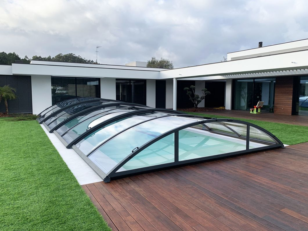 Tecnyvan: 30 años liderando la fabricación de cubiertas para piscinas