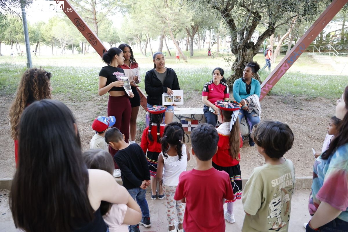 FOTOS | Ocho entidades unen fuerzas en Salamanca por la infancia y la riqueza de la diversidad cultural