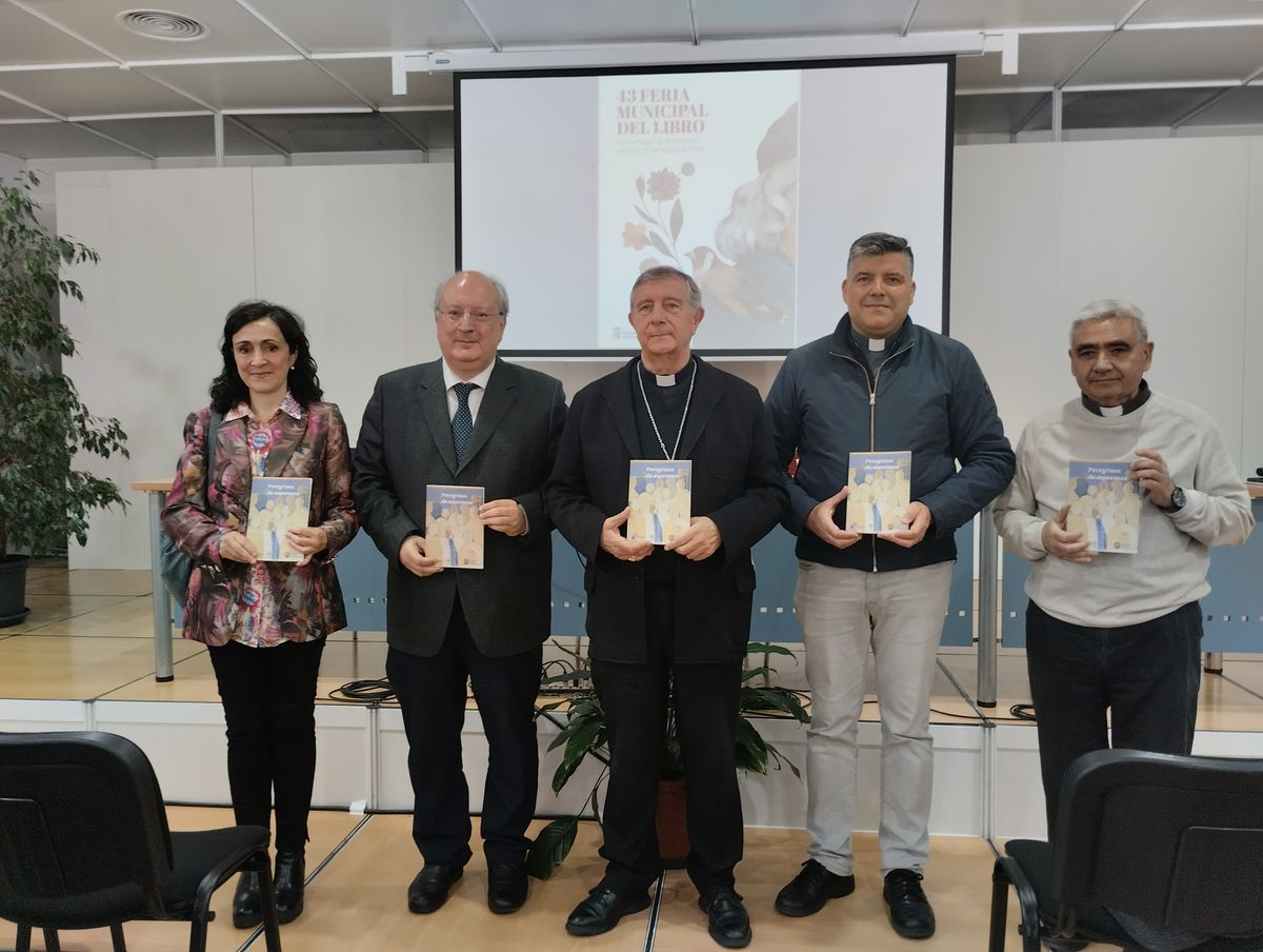 La UPSA, presente en la Feria Municipal del Libro con la publicación de dos obras
