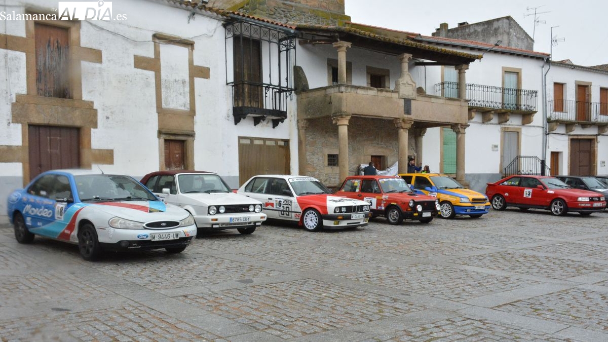 La I Ruta de vehículos históricos recorre los pueblos de El Abadengo y de Las Arribes