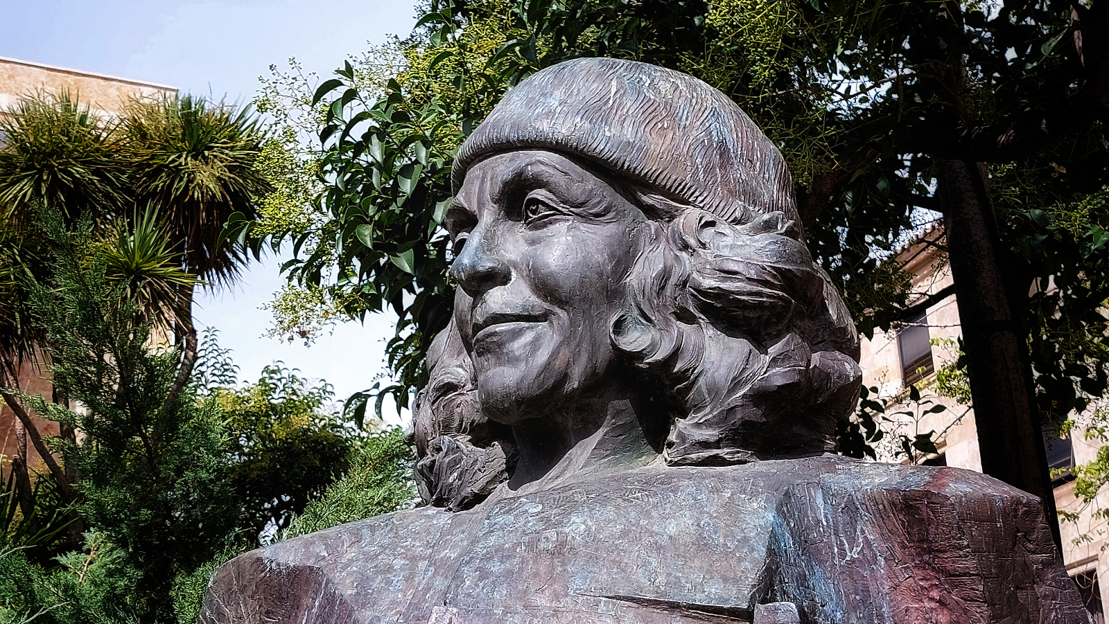 La UPSA rinde homenaje a Carmen Martín Gaite con una lectura colectiva de Caperucita en Manhattan