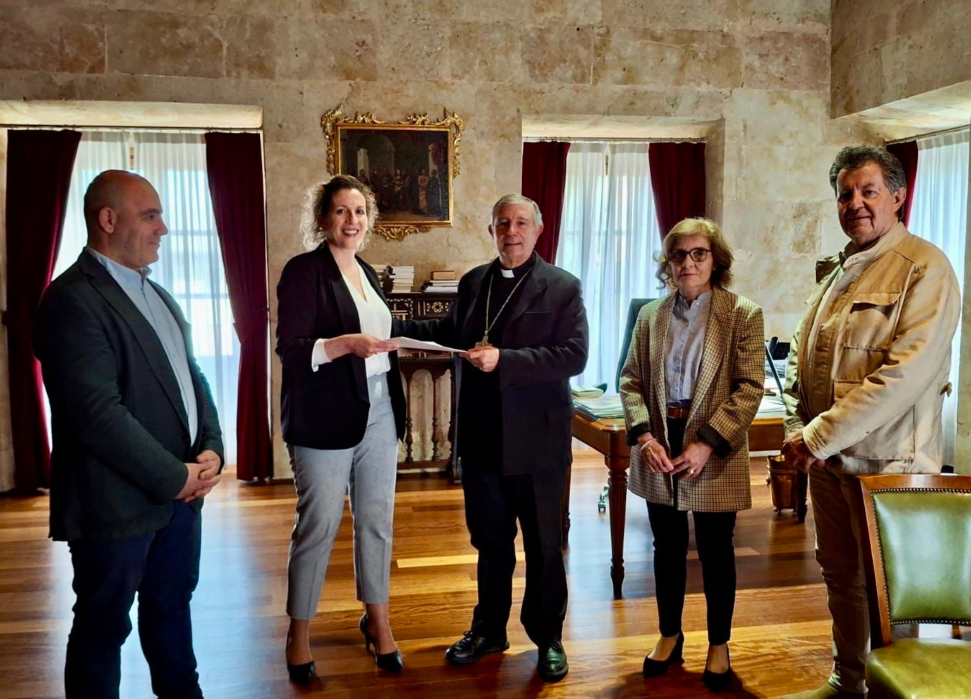 El Obispo de la Diócesis confirma la elección del nuevo Consejo Rector de la Hermandad de Cofradías de Semana Santa de Peñaranda