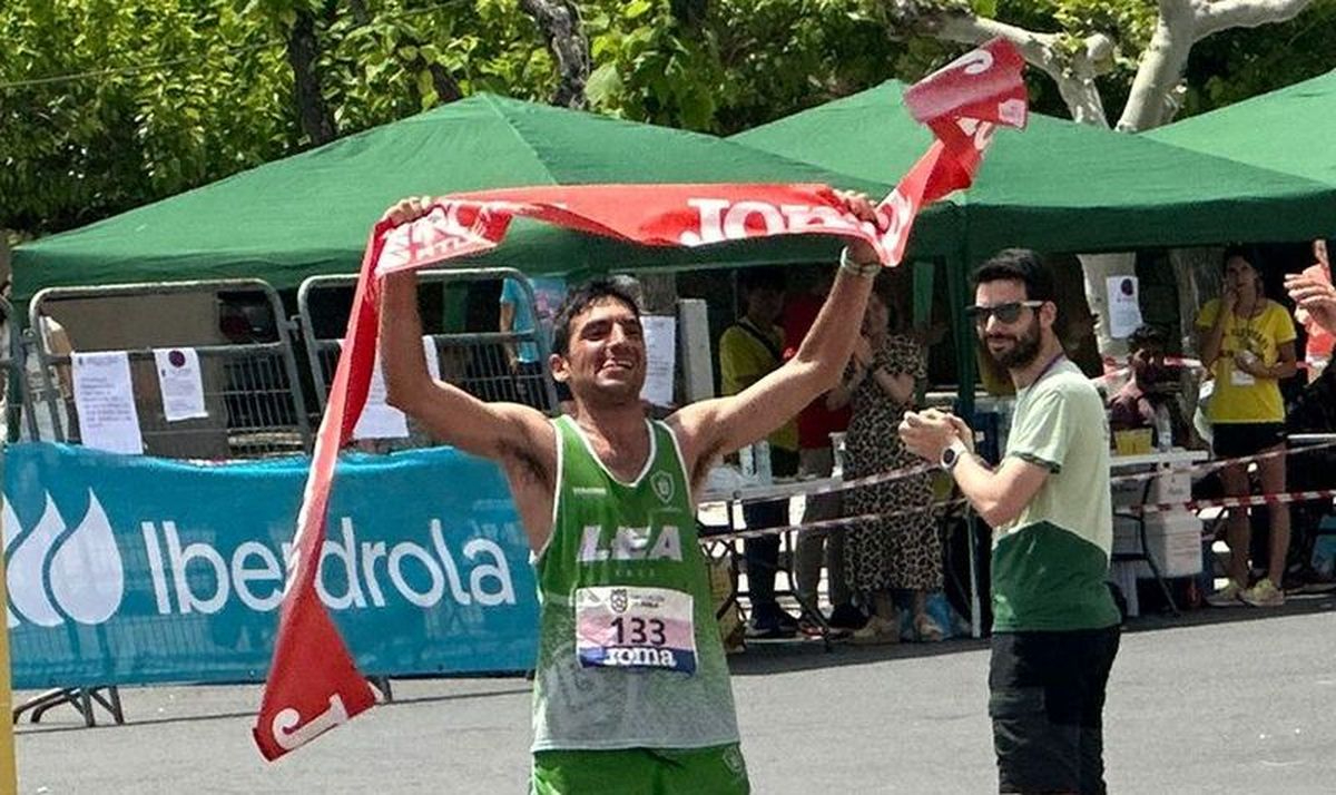 Atropello del triatleta salmantino Alberto Bravo cuando entrenaba en la carretera de Aldealengua