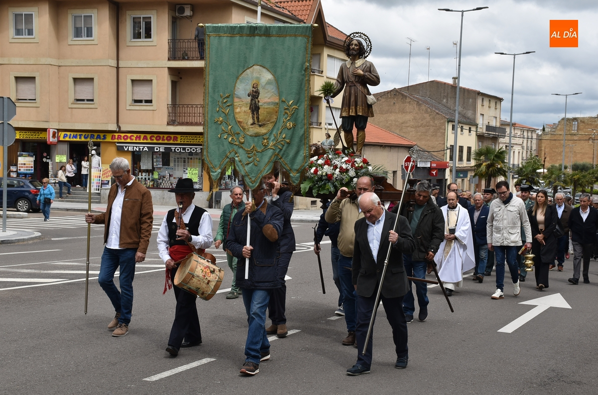 San Isidro Labrador recorre las calles del barrio de San Andrés