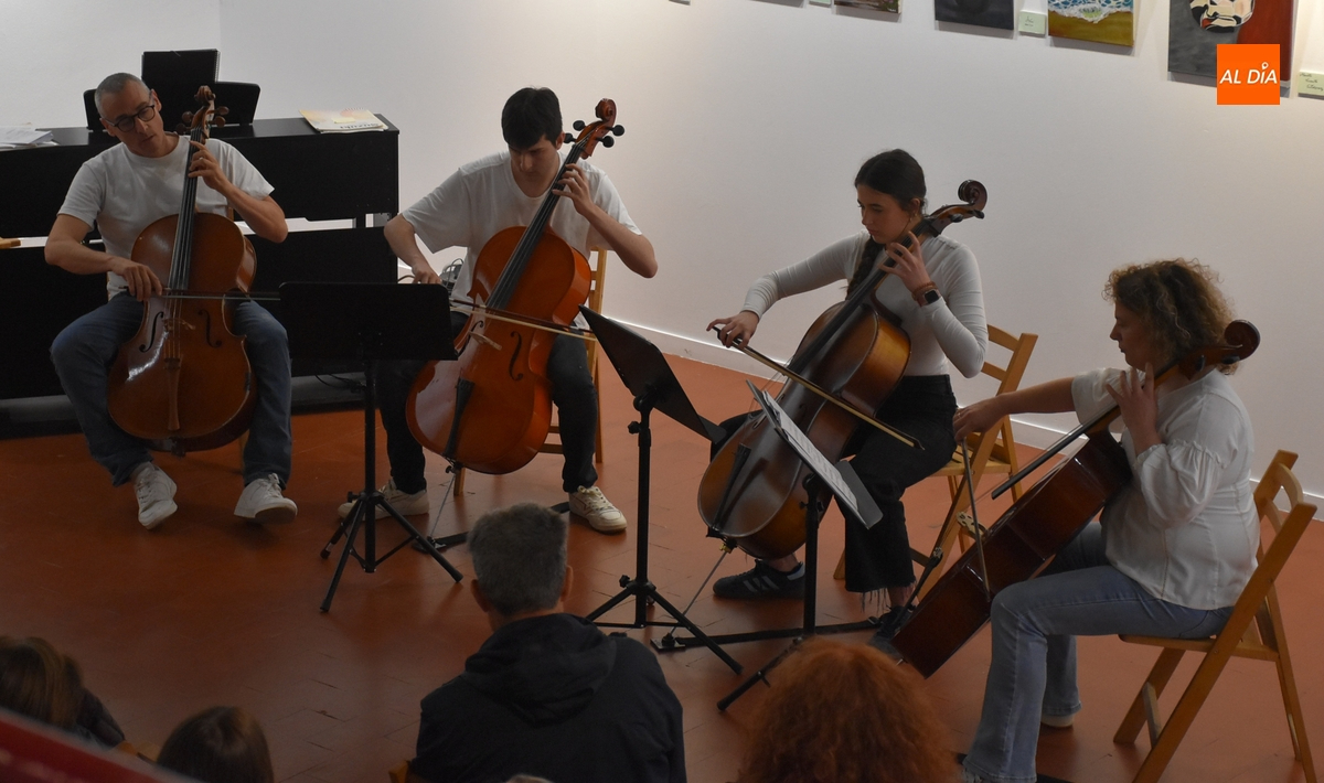 Compositores clásicos guían la audición de los alumnos de Violonchelo