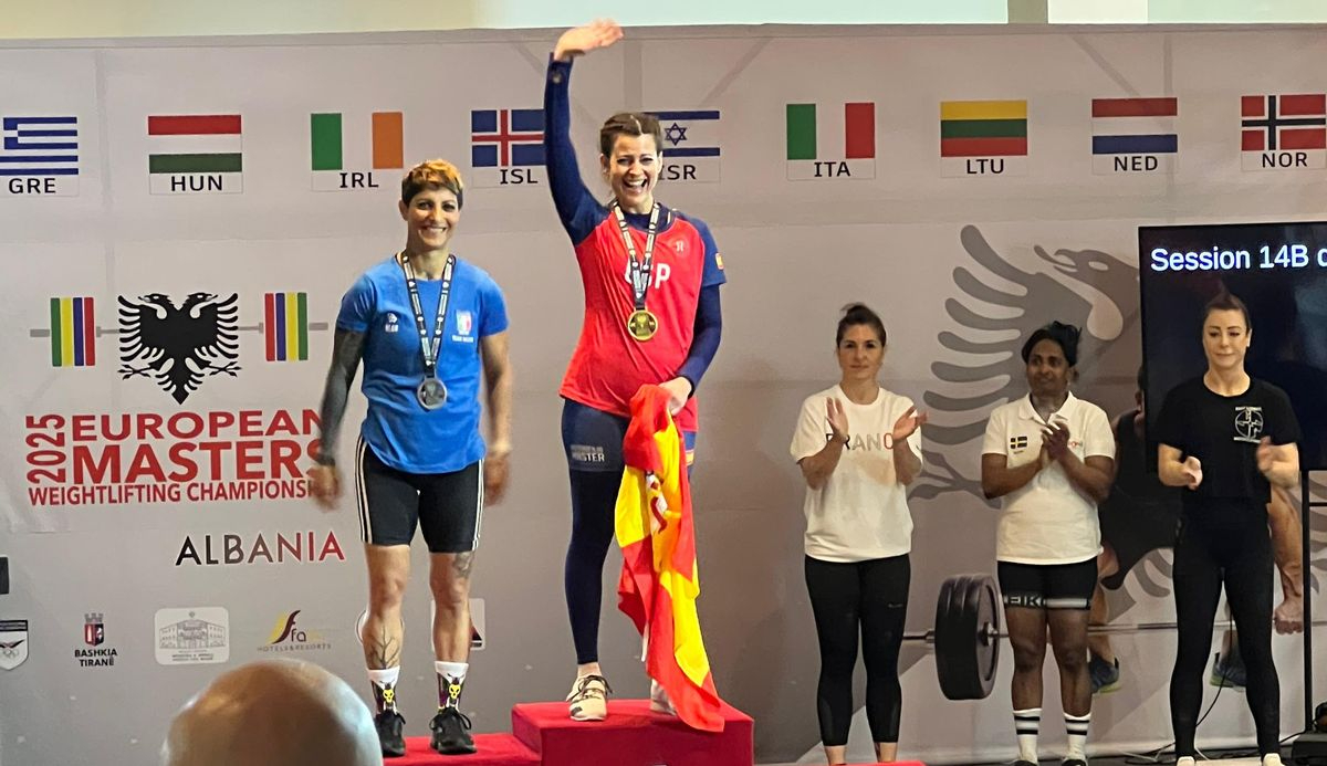 La salmantina Elena Redondo, oro en el Campeonato de Europa Master de halterofilia