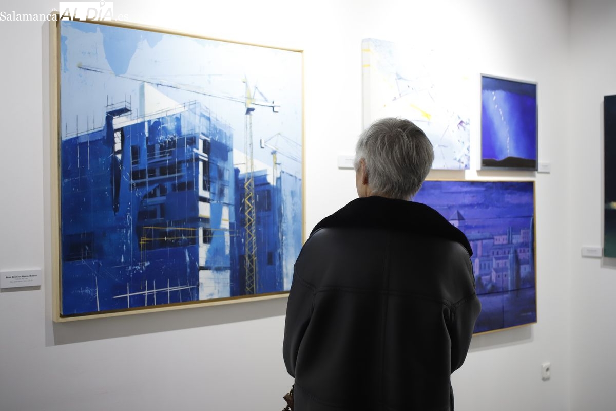 FOTOS | 27 pinturas, una escultura y una foto: la luz y la sombra invaden el Casino de Salamanca