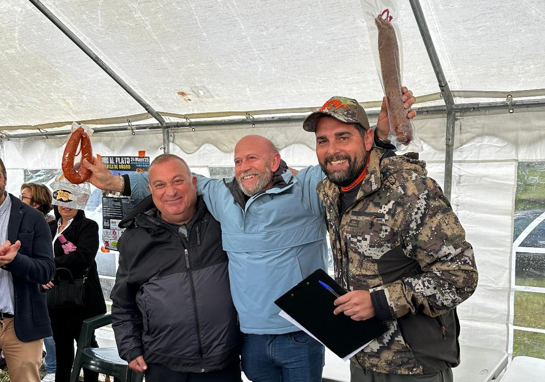 Daniel Cenzual gana la tirada al plato de las fiestas de La Atalaya