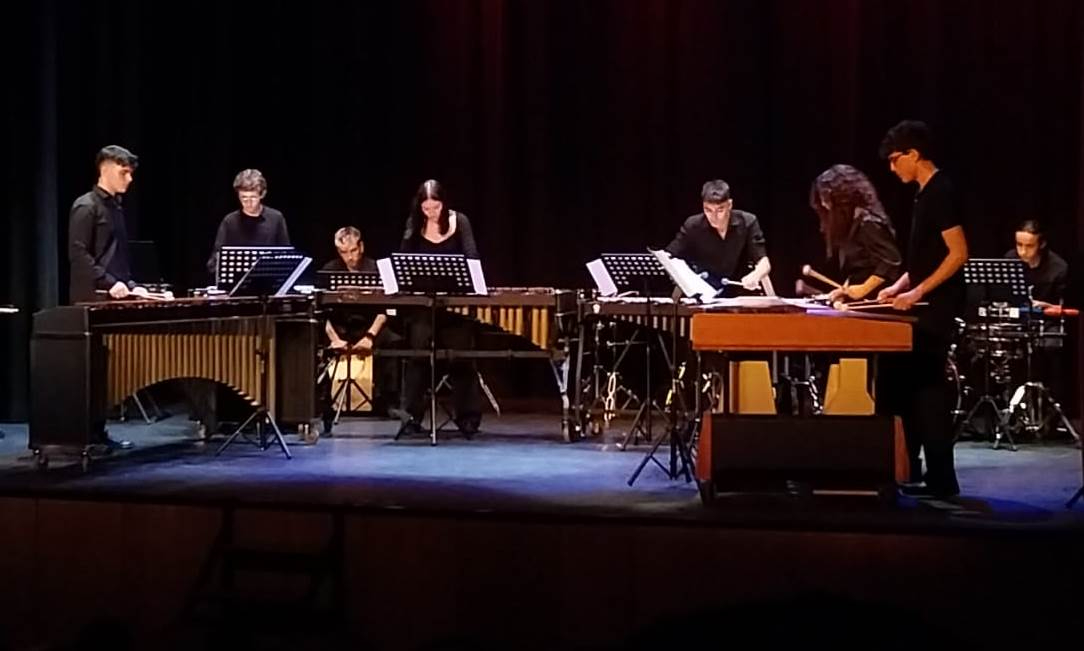 El Grupo de Percusión del Conservatorio Profesional de Salamanca encandila a los mirobrigenses