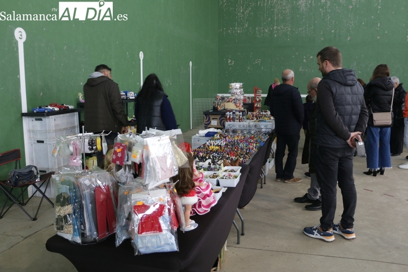 Alumnos del CEIP Manuel Moreno Blanco de Vitigudino organizan un mercadillo escolar el 29 de mayo