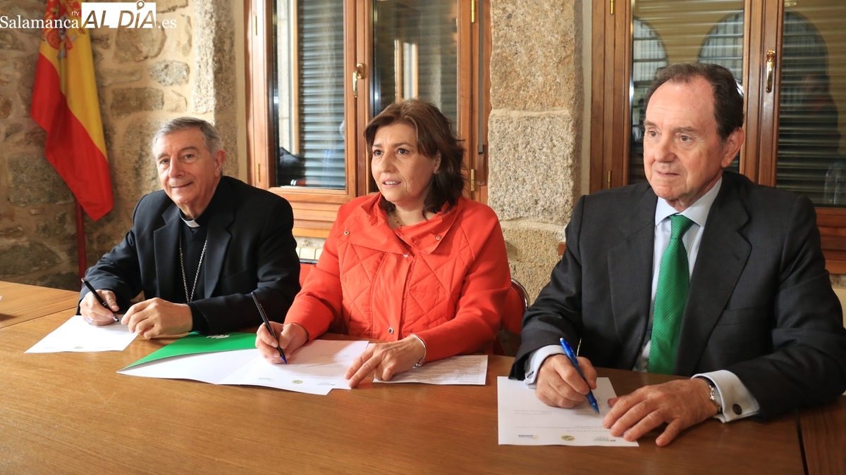 La iglesia de Villavieja de Yeltes estrena iluminación LED el próximo lunes