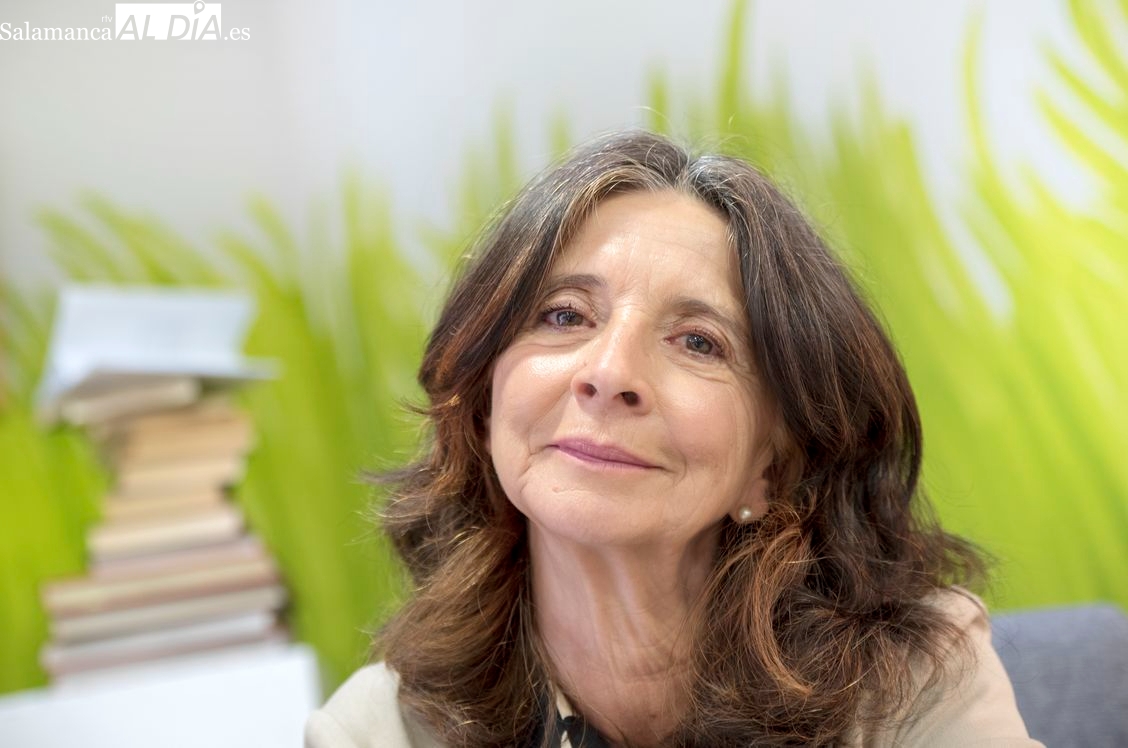 Isabel Sánchez, un bosque habitado de cultura convertido en biblioteca