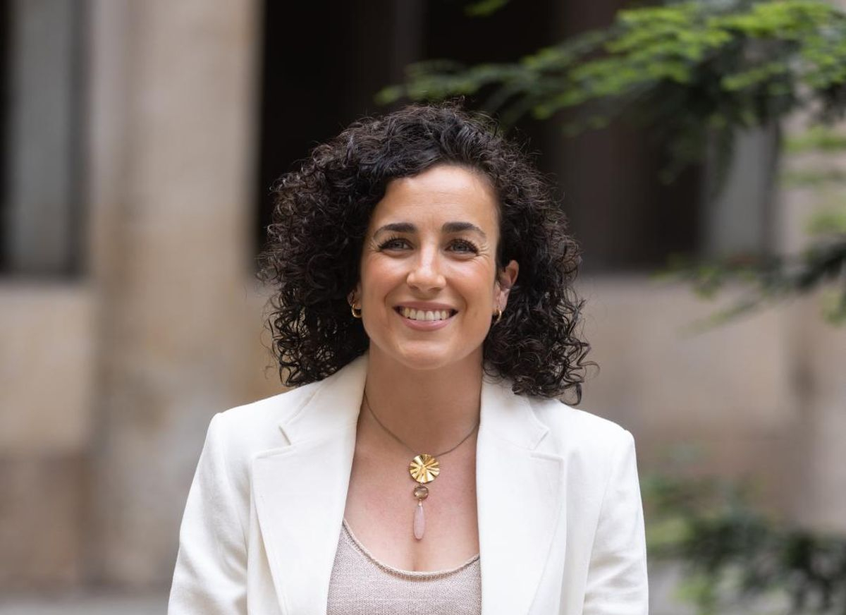 María Engracia Pérez: La administración puede sacar mucho provecho de nuestra red de farmacias