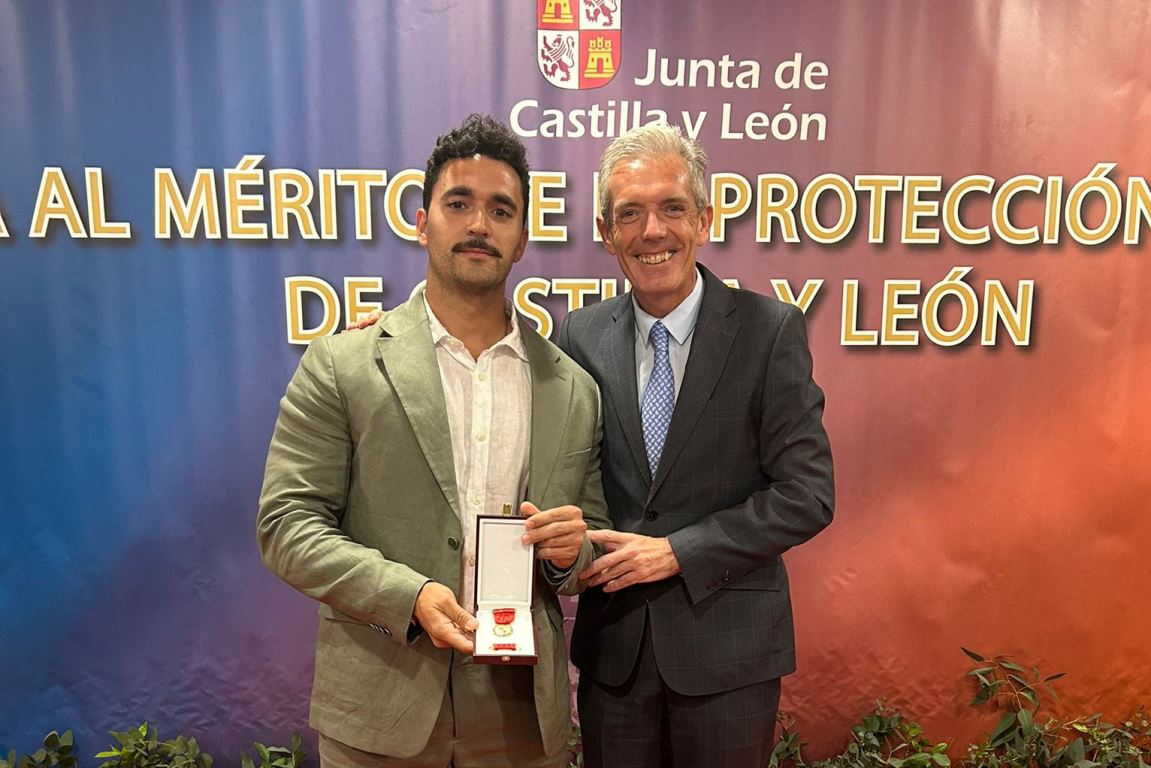 Pablo Montejo Barreña recibe la Medalla de Oro al Mérito por su participación en el operativo de la DANA
