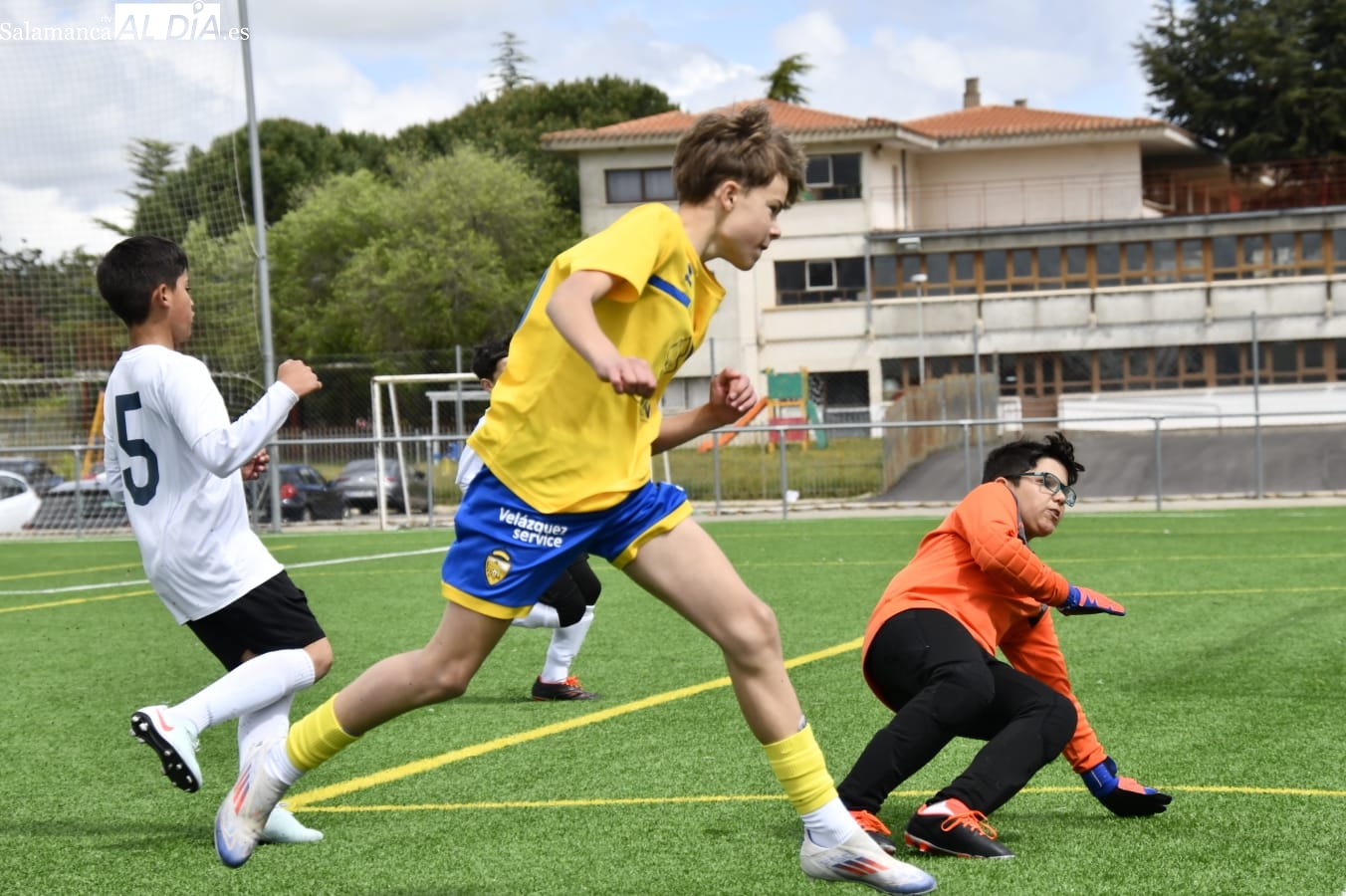 El fútbol base de Salamanca entra en su último mes de competición (FOTOS) 