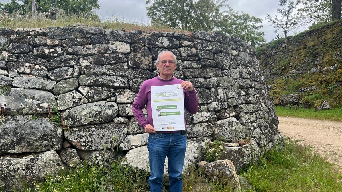 Adezos abre una ventana a la prehistoria del oeste salmantino con visitas a castros y santuarios rupestres, y una exposición