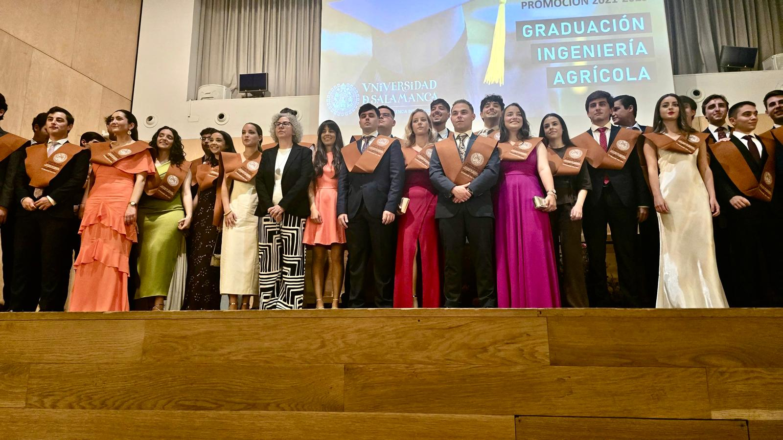 La Hospedería Fonseca acoge la emotiva graduación de los nuevos profesionales de Ciencias Ambientales e Ingeniería Agrícola de la USAL