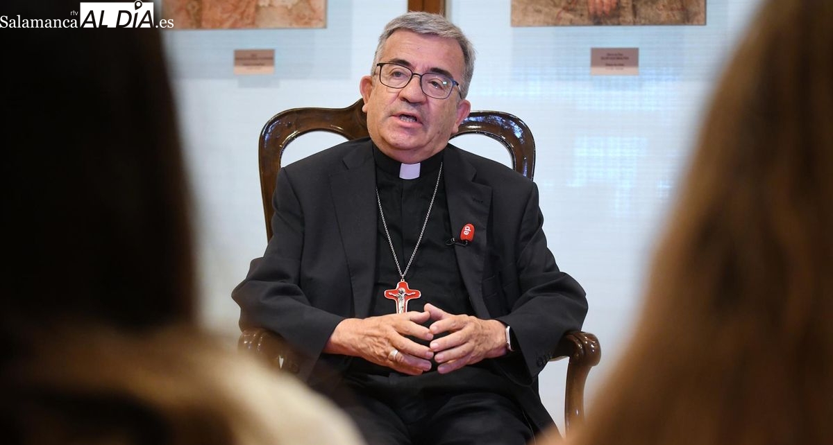 El presidente de la Conferencia Episcopal Española (CEE), Luis Argüello, durante una entrevista con Europa Press. - Fernando Sánchez - Europa Press - Archivo