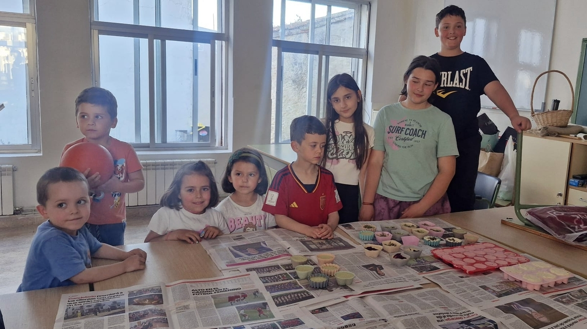 Valderrodrigo recupera la esencia del jabón tradicional en un taller intergeneracional