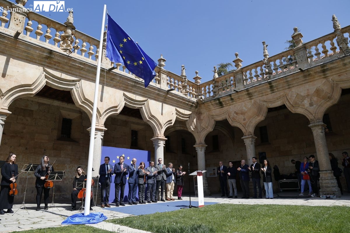 FOTOS y VÍDEO | Salamanca celebra el Día de Europa en el Patio de Escuelas Menores