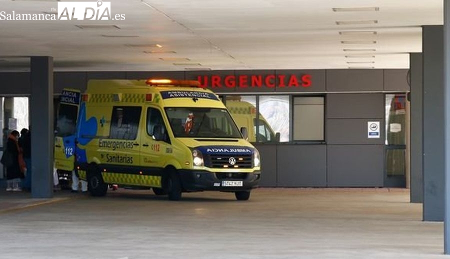 Un hombre herido tras el choque de dos turismos en Corporario