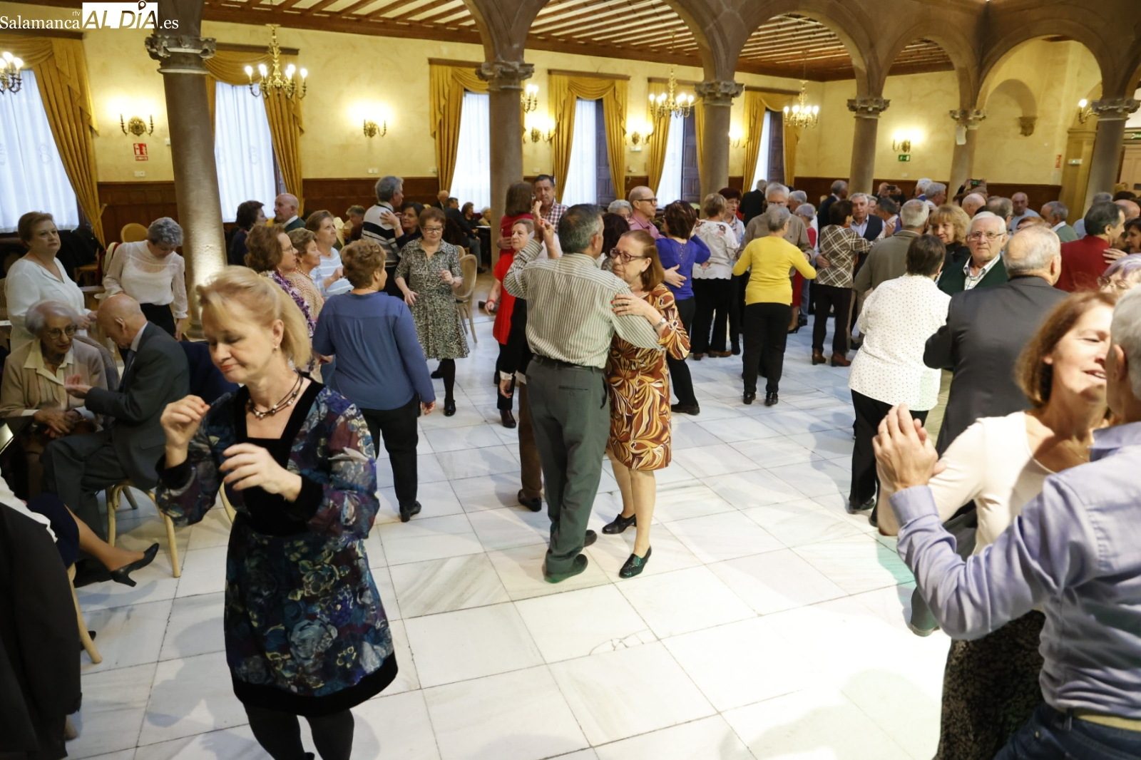 El Casino de Salamanca acogerá un segundo baile para mayores el 25 de mayo
