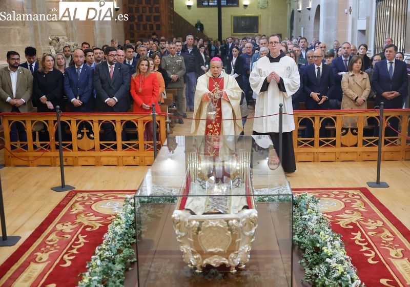 El Nuncio del Papa, Bernardito Auza, en Alba de Tormes. FOTOS: David Corral