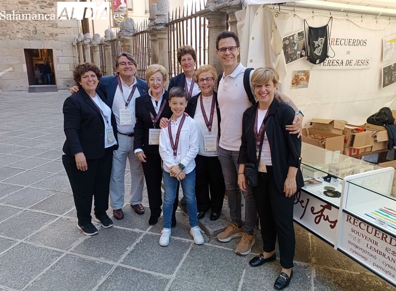 Christian Gálvez, un peregrino más ante Santa Teresa