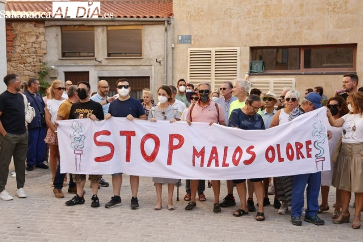 Crowdfunding en Villamayor: buscan 12.000 euros para emprender acciones legales contra la fábrica de grasas de Doñinos