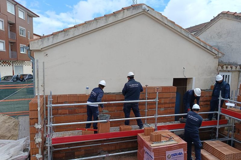 Absocal y Pinecoal: formación práctica que transforma Alba de Tormes y refuerza la empleabilidad