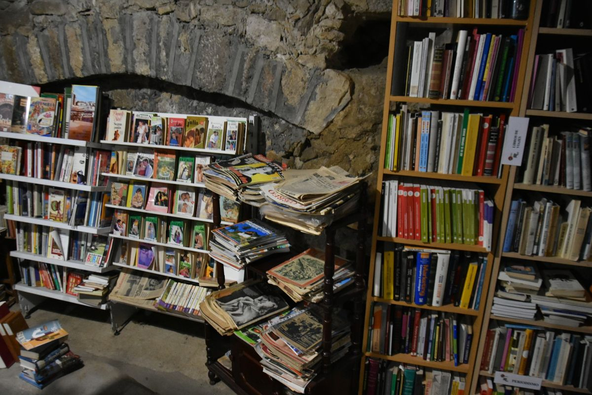 Tu librería de siempre, Mogarraz merece una visita también por esta sorprendente librería 