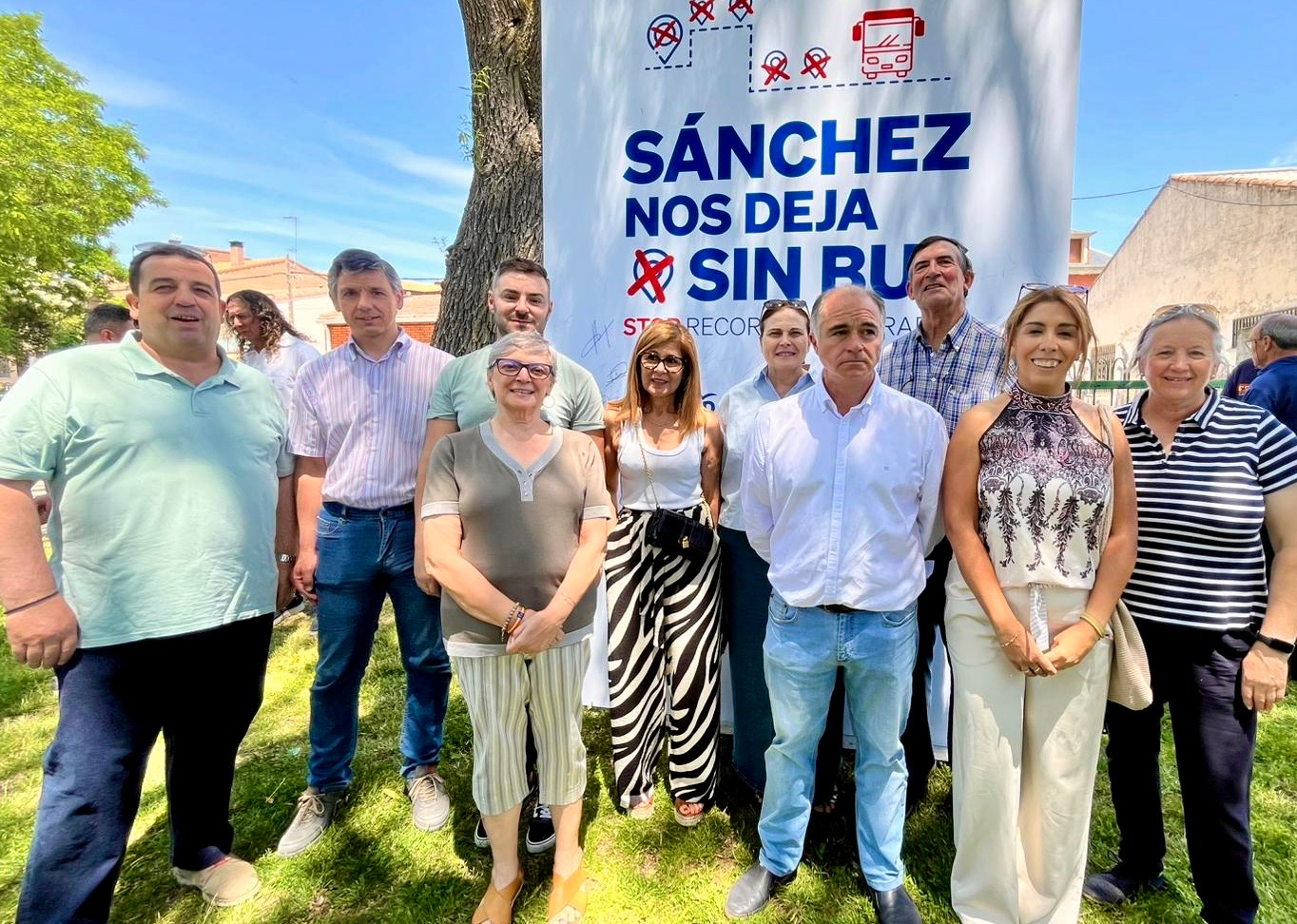 El Partido Popular de Peñaranda y comarca se suma a la protesta por el recorte de paradas de autobús