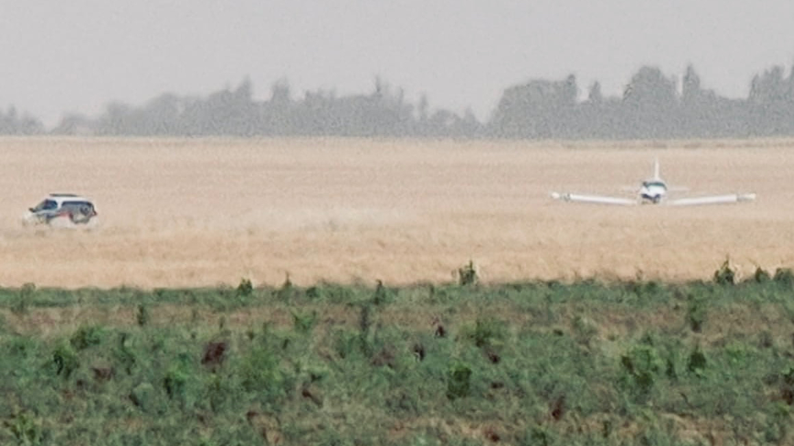 Aterriza de emergencia una avioneta en Rágama tras sufrir un fallo en vuelo
