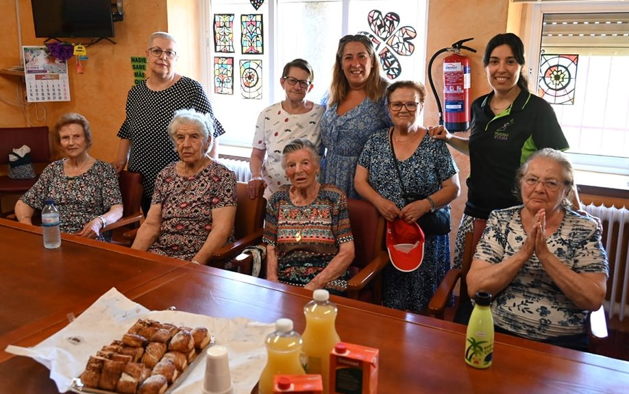 Clausurado el curso de actividades en el Centro de Mayores de El Puente