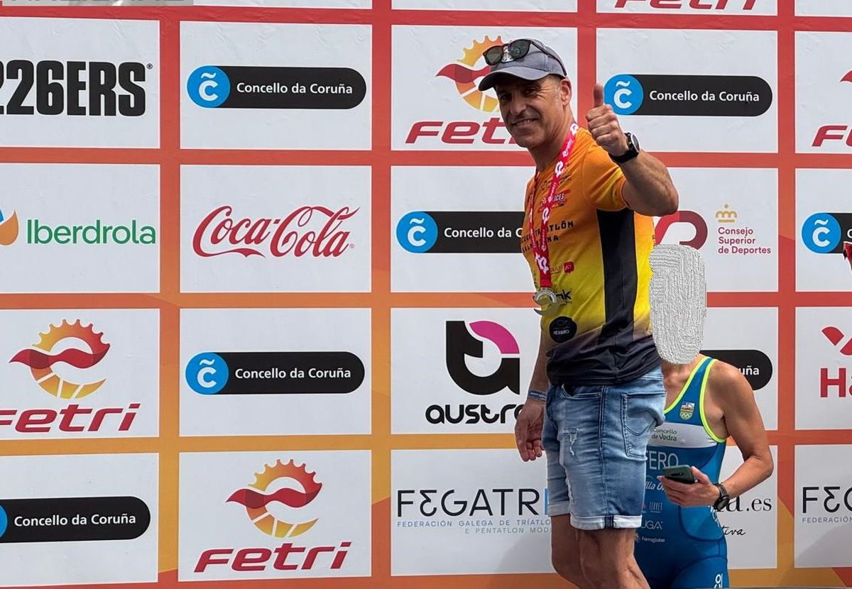 Un policía nacional de Salamanca se corona campeón de España de Triatlón Olímpico