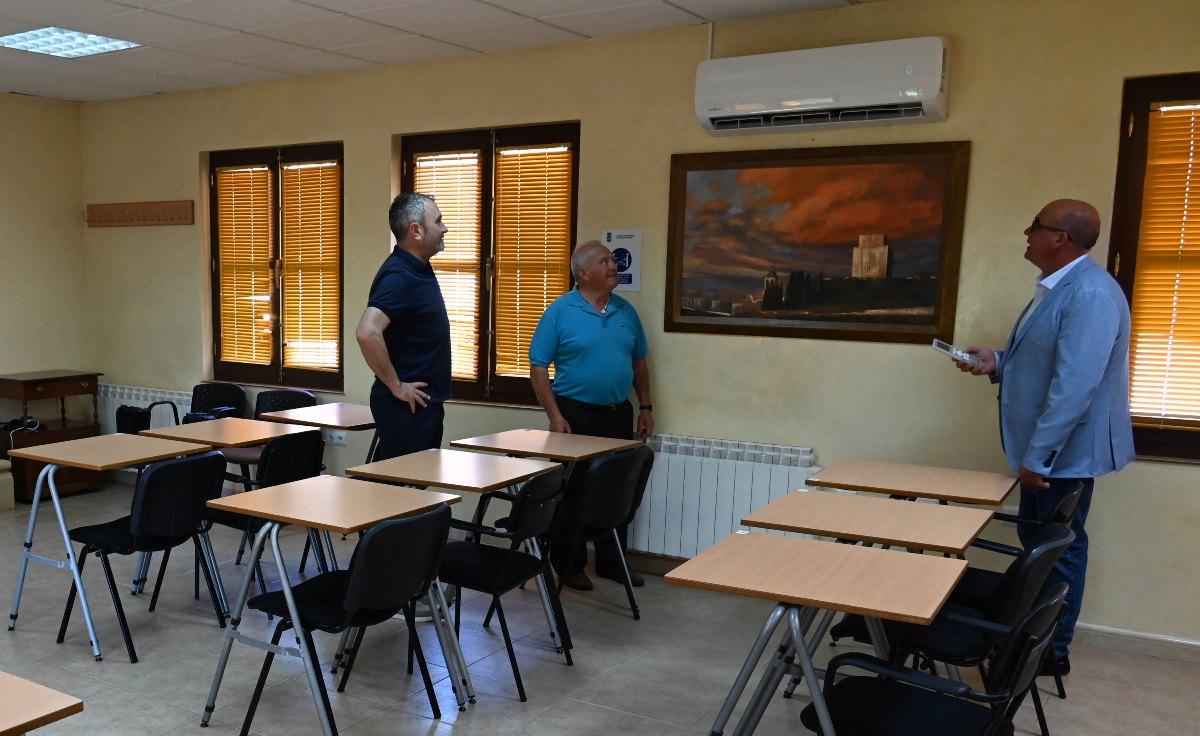 Instalado aire acondicionado en las aulas de Estudio y Nuevas Tecnologías de la calle Santa Clara