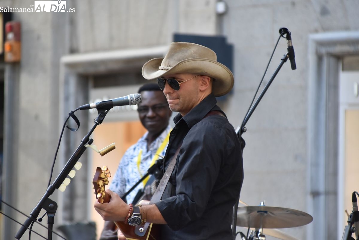 VÍDEO y FOTOS | Inblauk electriza el Escenario Liceo en su esperado regreso a Salamanca