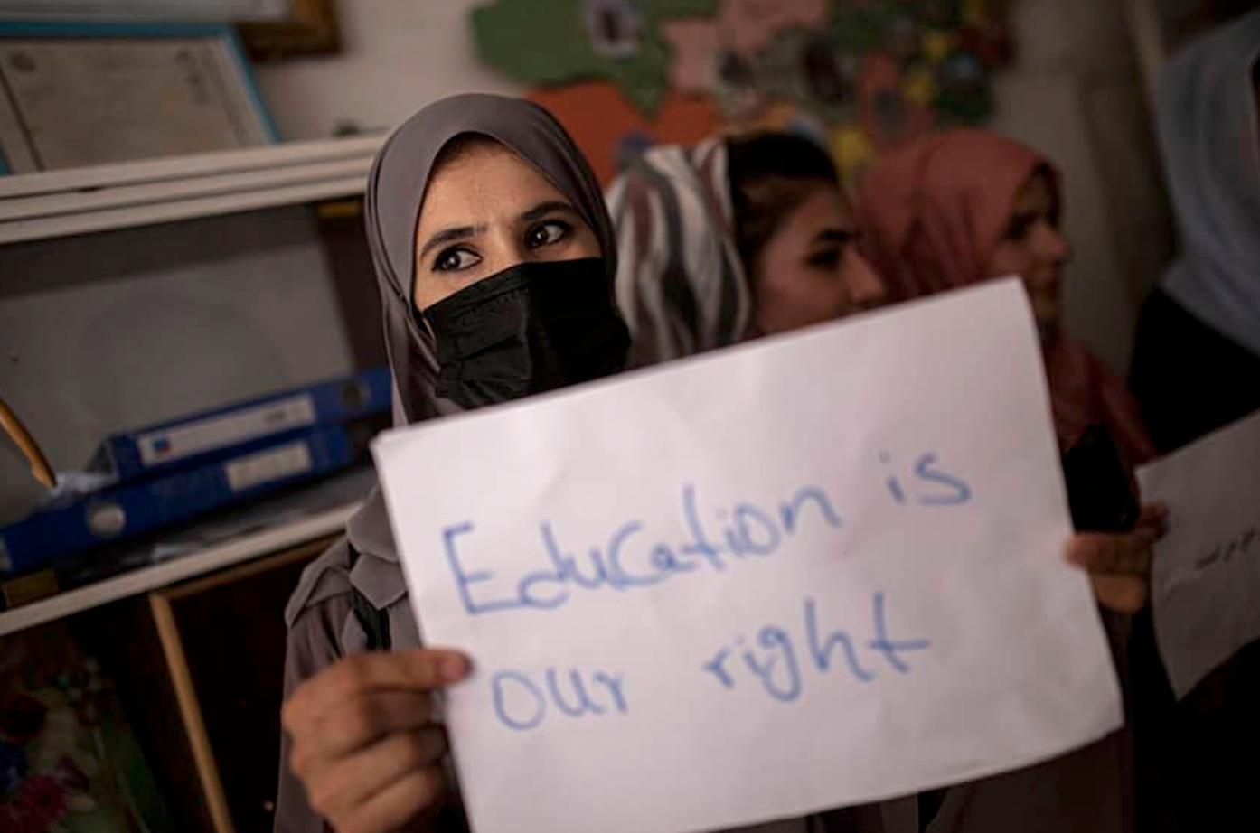 El derrumbe de los derechos de las mujeres afganas