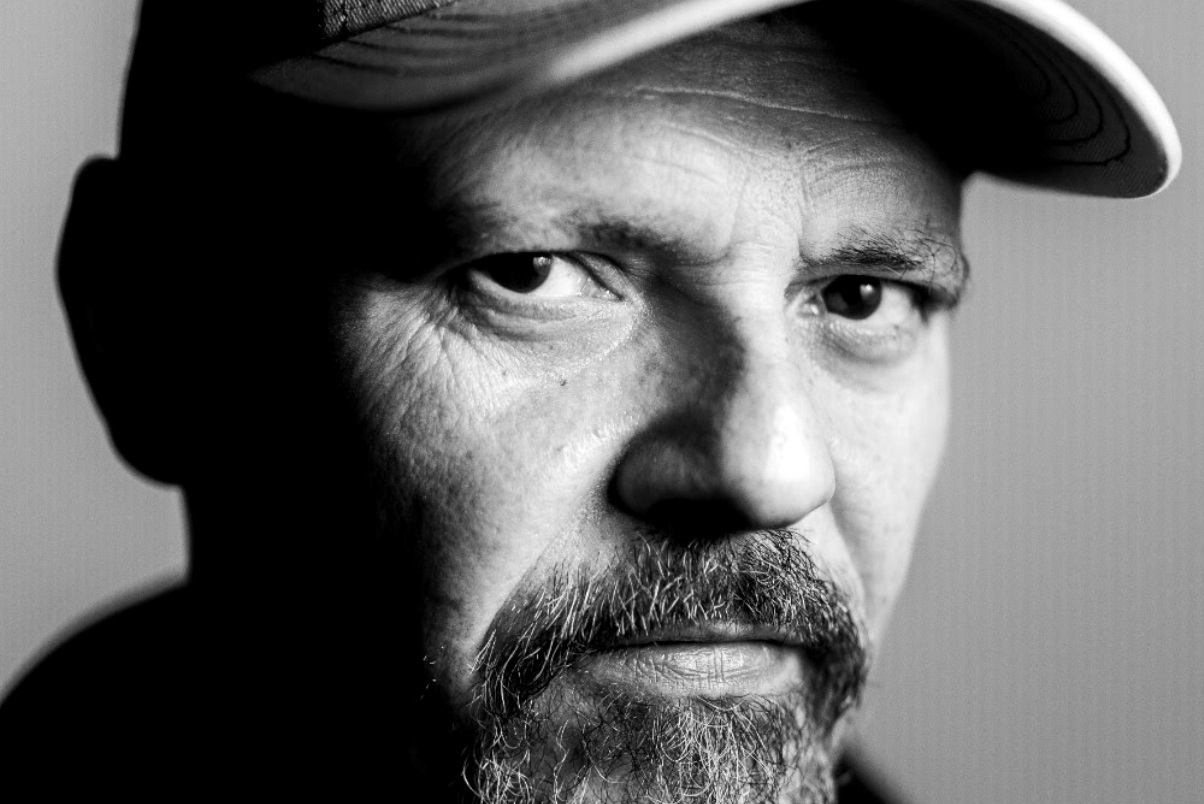 César Pérez Gellida presenta su nueva novela negra Nada bueno germina en Salamanca