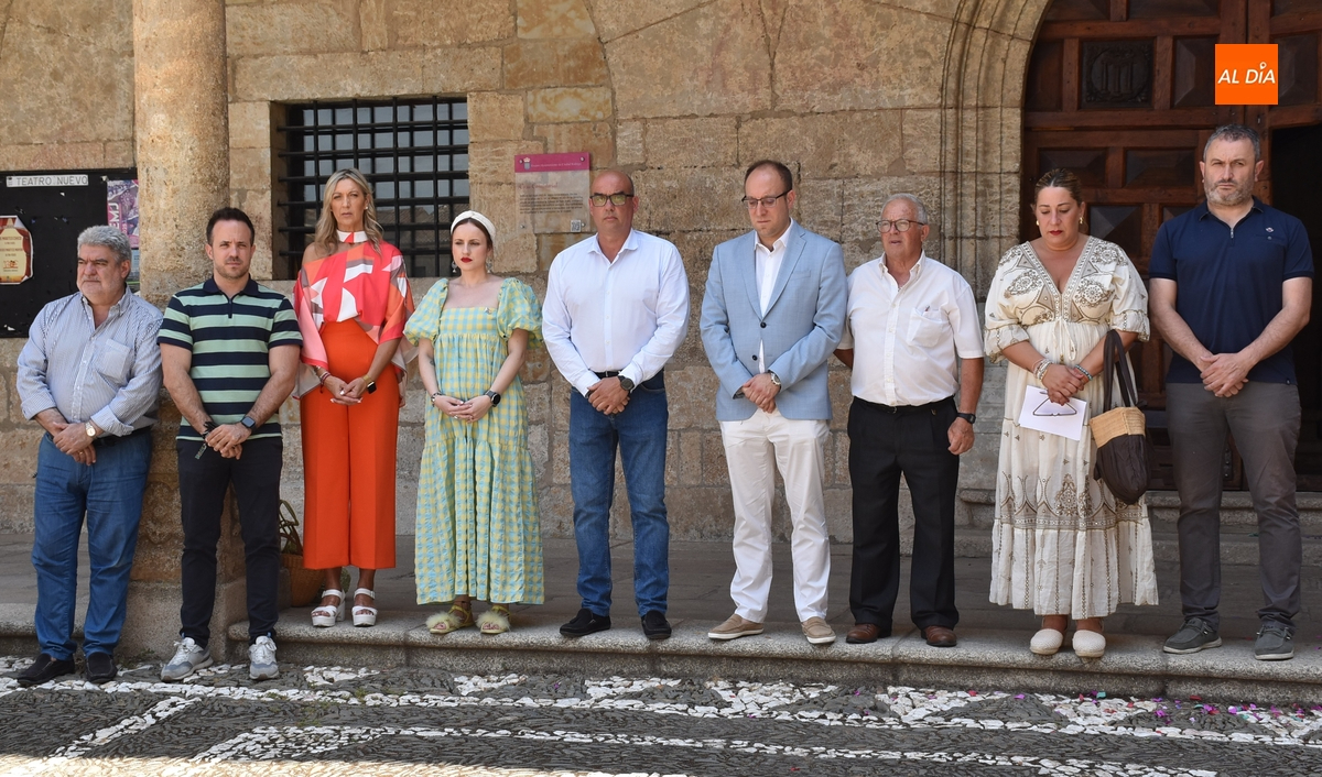 La Corporación guarda un minuto de silencio por el joven fallecido en el río Águeda