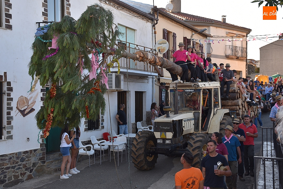 Encierros a caballo y verbenas: Robleda desvela su vibrante programa de San Juan 2025