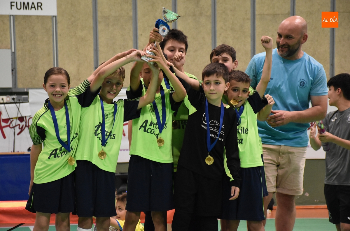 Textiles Acosta gana al ‘estilo Alcaraz’ la 2ª Liga Benjamín del III Columnas