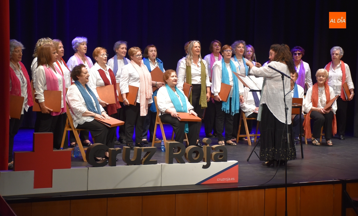 Cruz Roja reúne en un Encuentro a mayores de Peñaranda y de la comarca mirobrigense