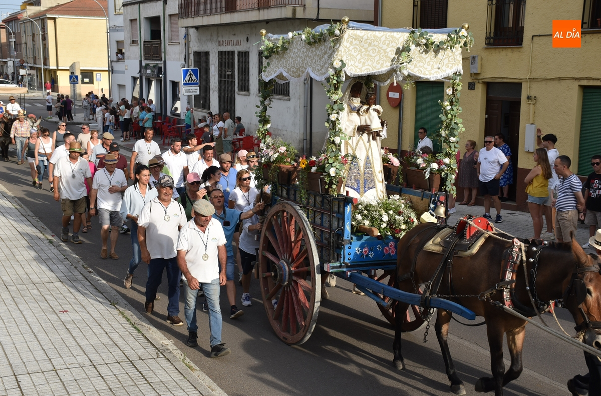 Finaliza una Romería muy dura por el calor con cada vez más jóvenes participantes