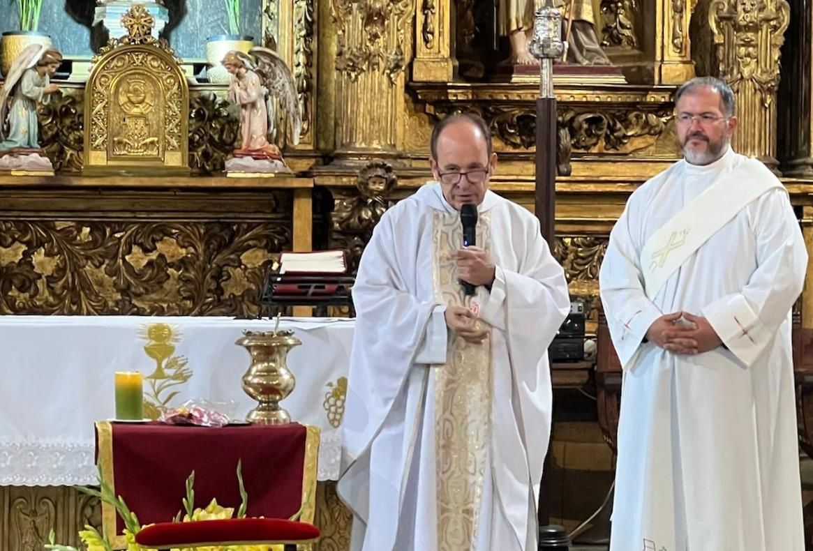 San Andrés reparte Detentes en su conmemoración del Sagrado Corazón de Jesús